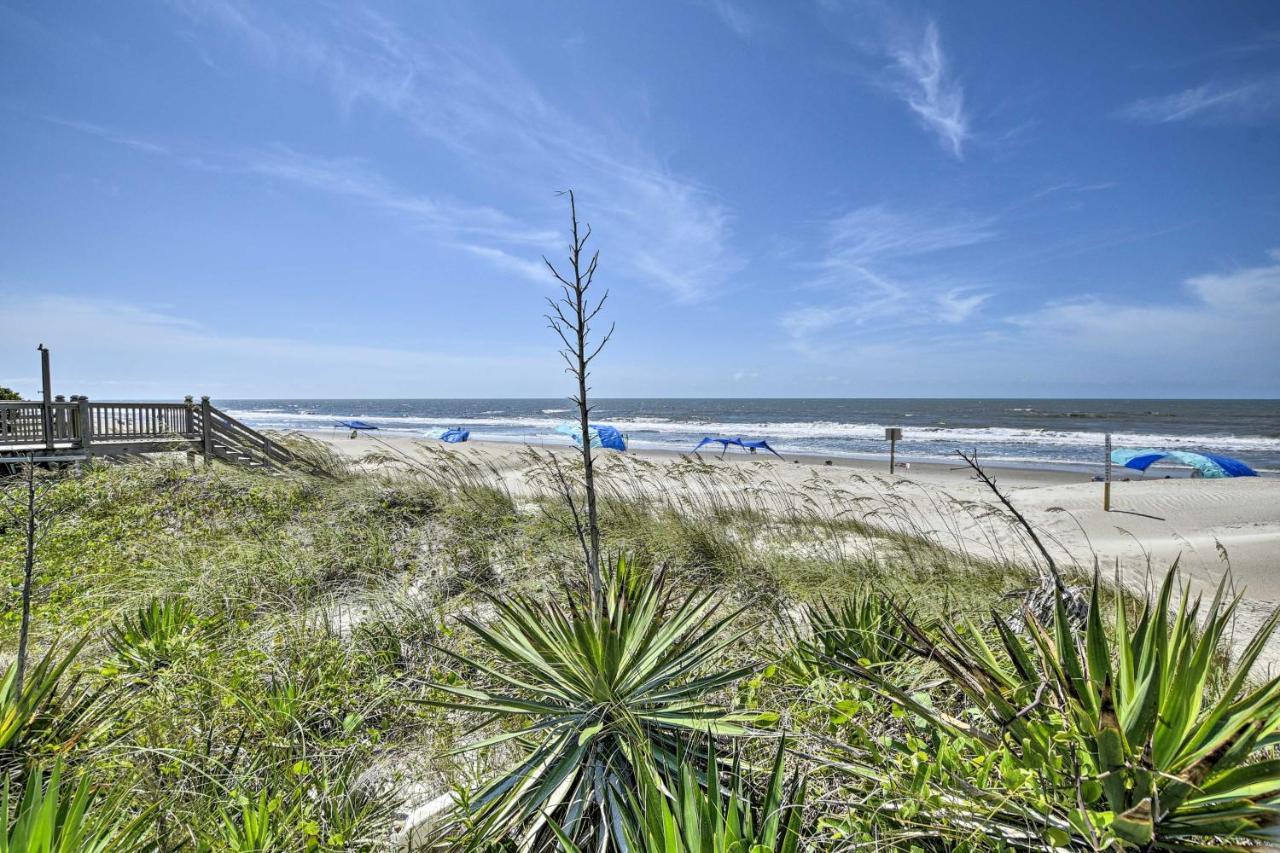 Oak Island Beach Abode With Deck Walk To Shore! Bagian luar foto